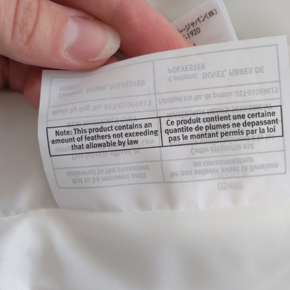 NWOT Eddie Bauer Down Vest - Picture 8 of 11